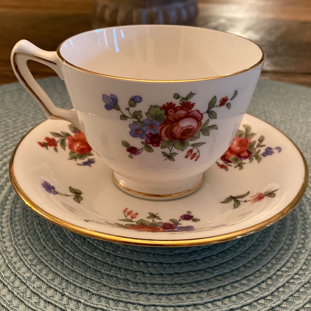 Royal Victoria, Fine Bone China Teacup and Saucer, Made in England